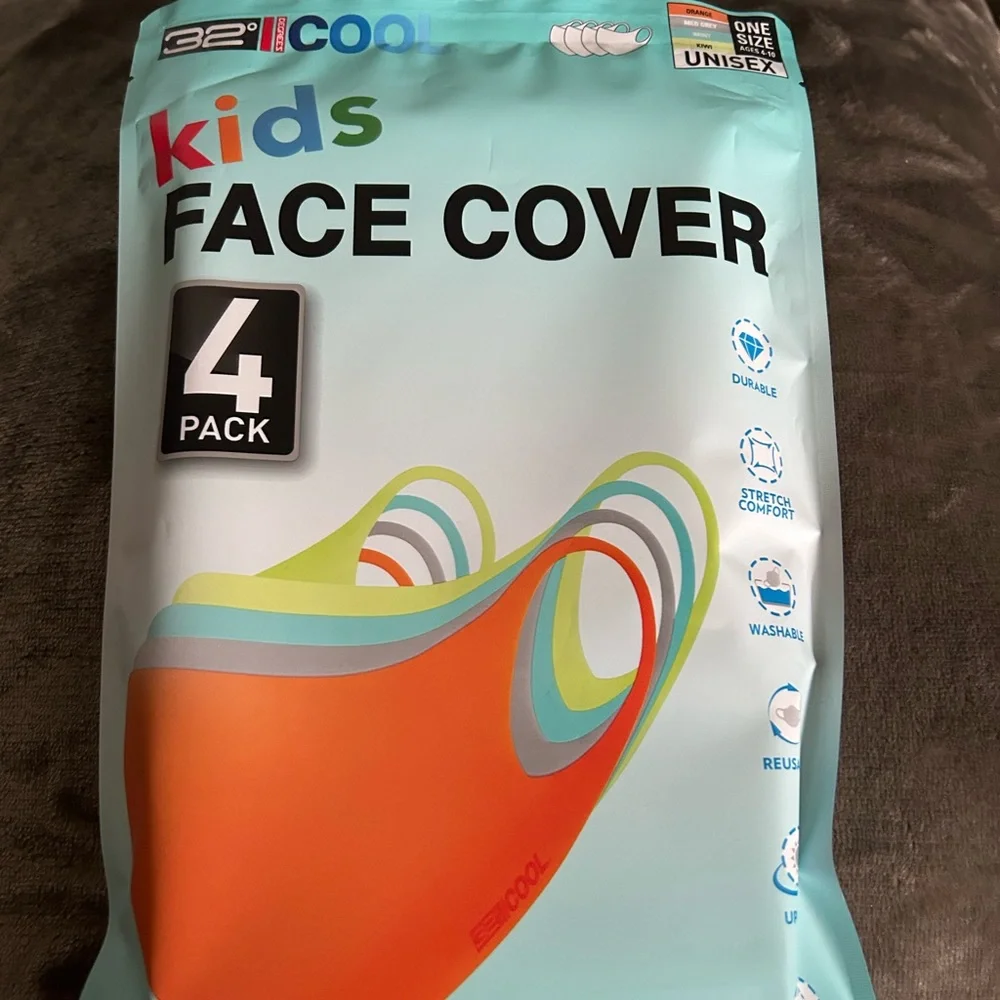 NWT 32 Degrees Cool Kids Unisex Face Mask Cover 4-Pack